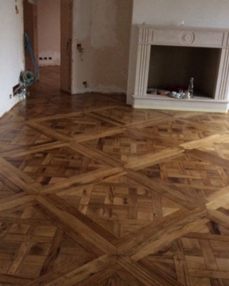 Trattamento di pavimenti in legno antichi